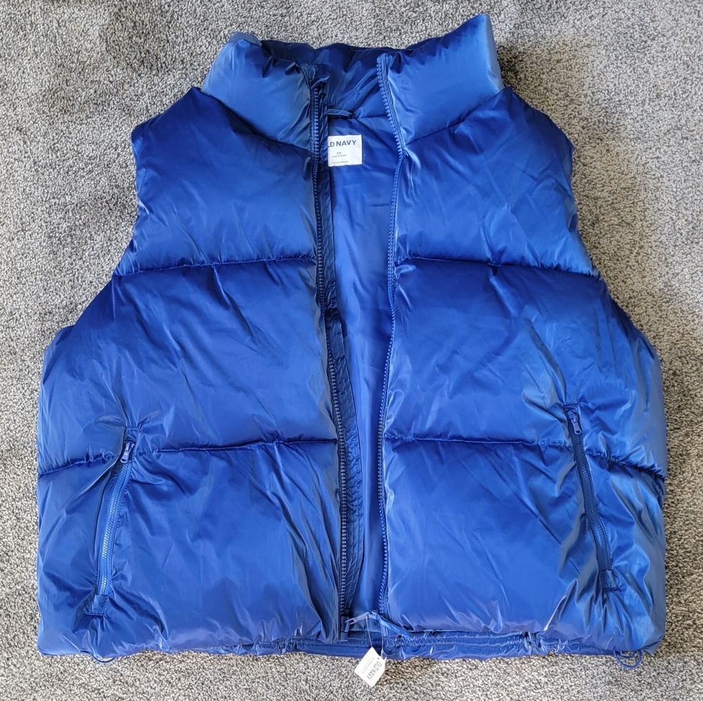 NWT Water-Resistant Shiny Puffer Vest 3x Old Navy